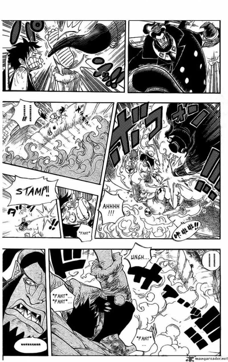 One Piece Manga Chapter 534 page 14 - Chief Warden Magellan vs. Pirate Luffy