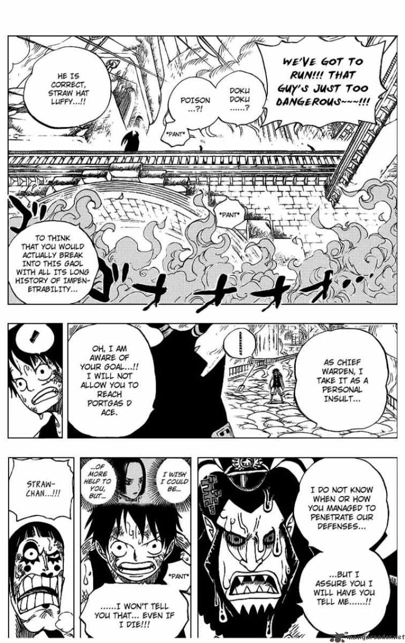 One Piece Manga Chapter 534 page 4 - Chief Warden Magellan vs. Pirate Luffy
