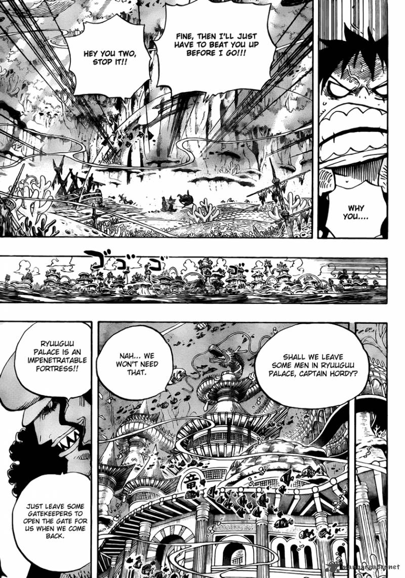 One Piece Manga Chapter 629 page 12 - Former Warlord in the Way